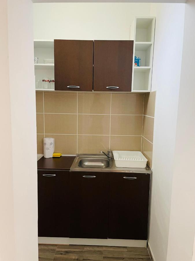 Londof Housing City Center Brasov Apartment ภายนอก รูปภาพ