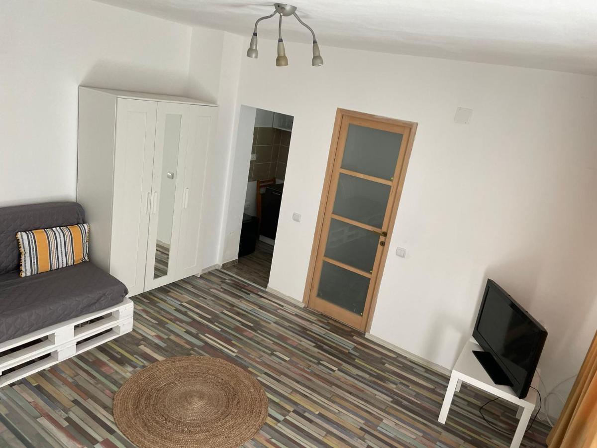 Londof Housing City Center Brasov Apartment ภายนอก รูปภาพ