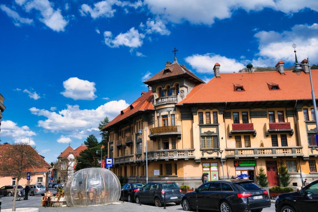 Londof Housing City Center Brasov Apartment ภายนอก รูปภาพ
