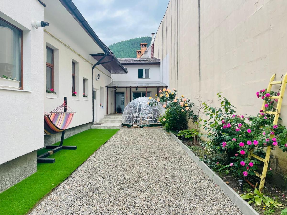 Londof Housing City Center Brasov Apartment ภายนอก รูปภาพ